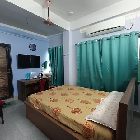 Ujjayanta Homestay アガルタラ エクステリア 写真