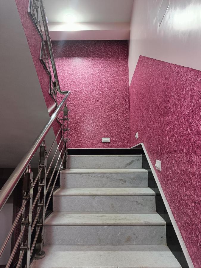 Ujjayanta Homestay アガルタラ エクステリア 写真
