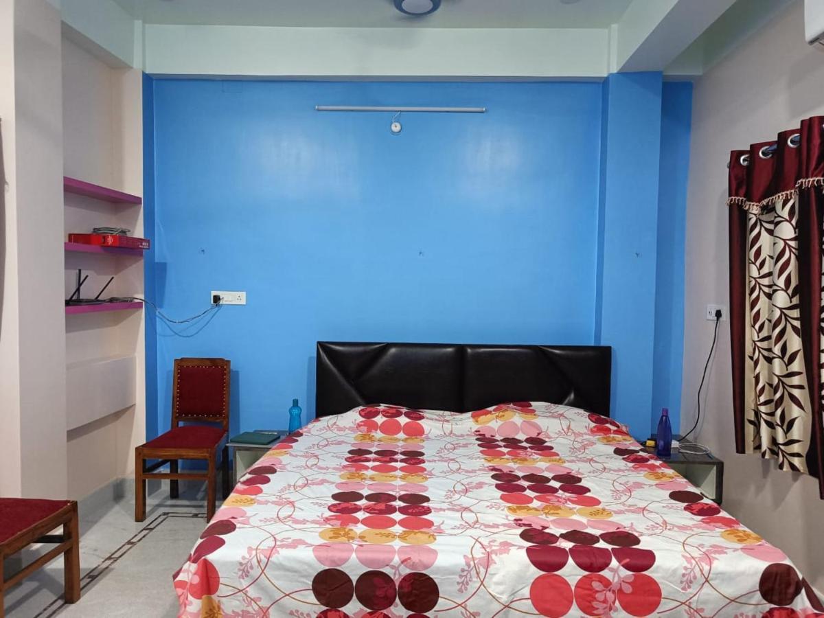 Ujjayanta Homestay アガルタラ エクステリア 写真