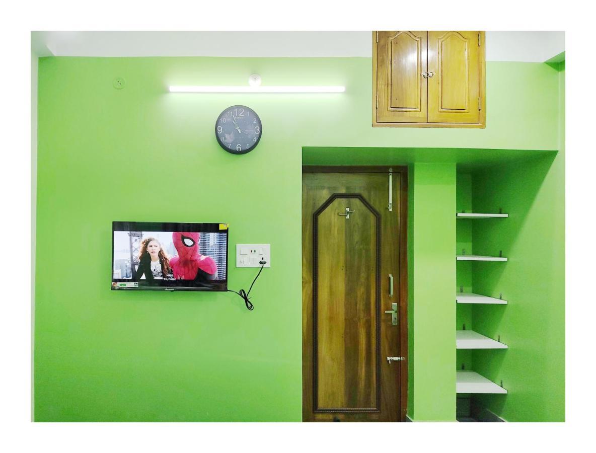 Ujjayanta Homestay アガルタラ エクステリア 写真